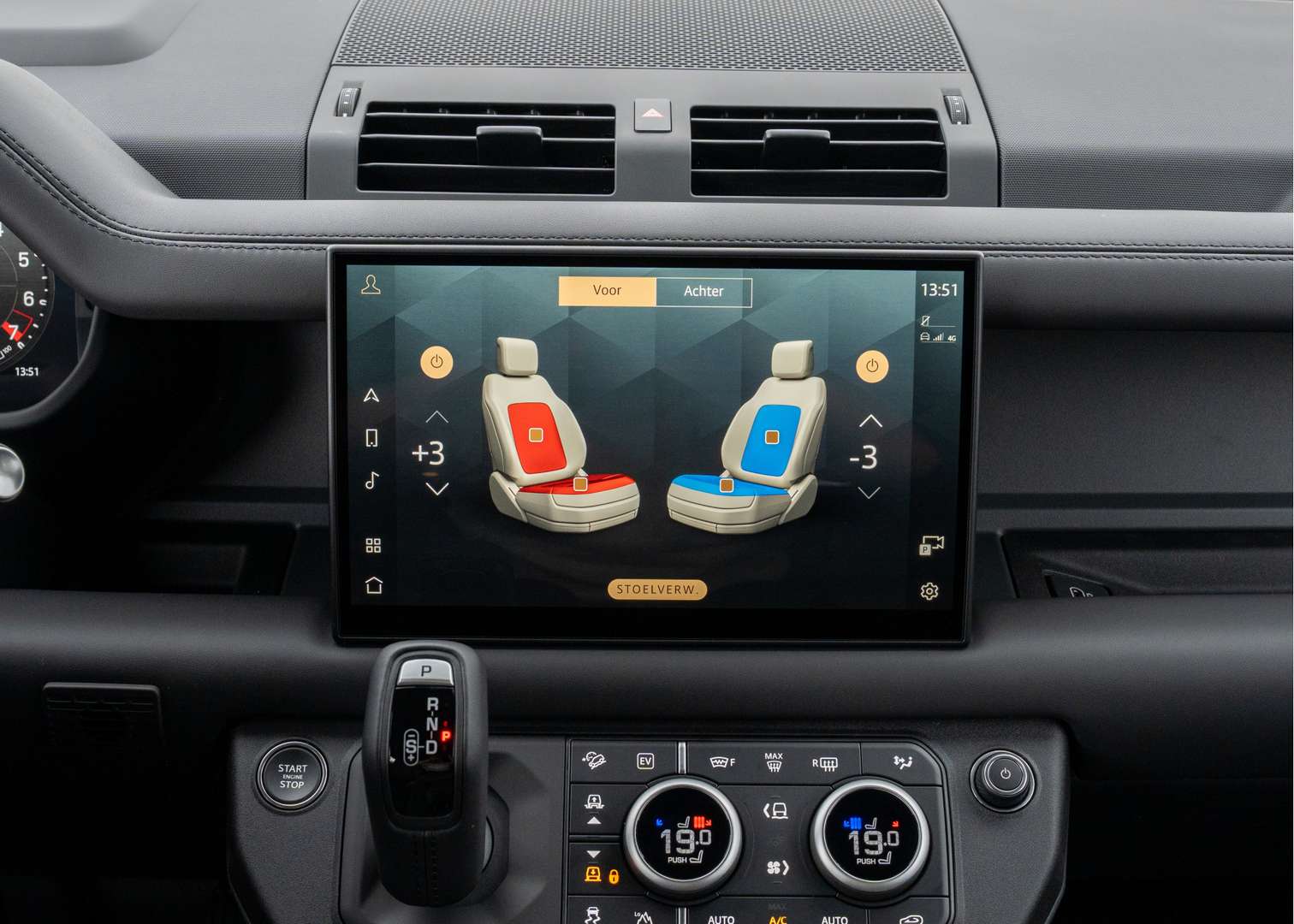 Land Rover Defender X-Dynamic HSE P300e - 2025 - Joinsteer - #32