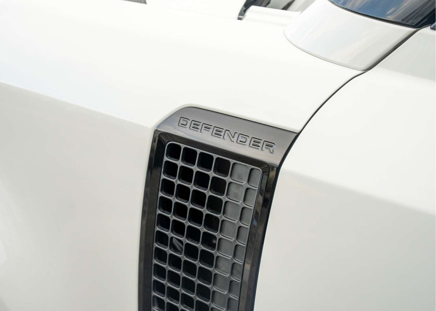 Land Rover Defender X-Dynamic HSE P300e - 2025 - Joinsteer - #45