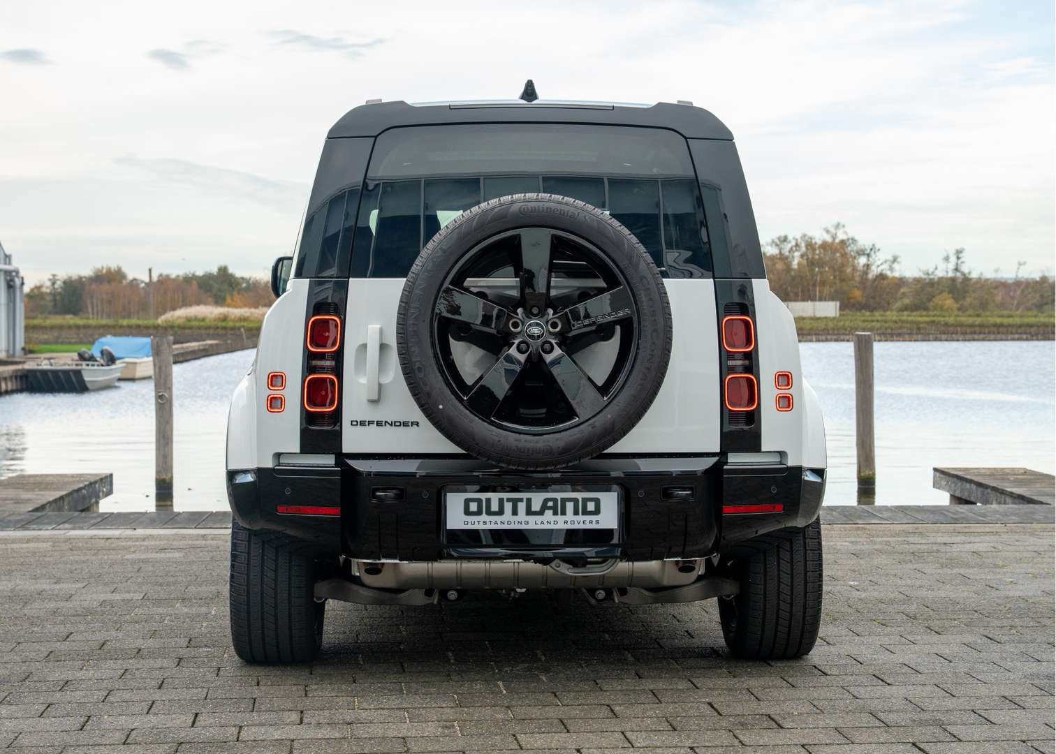 Land Rover Defender X-Dynamic HSE P300e - 2025 - Joinsteer - #47