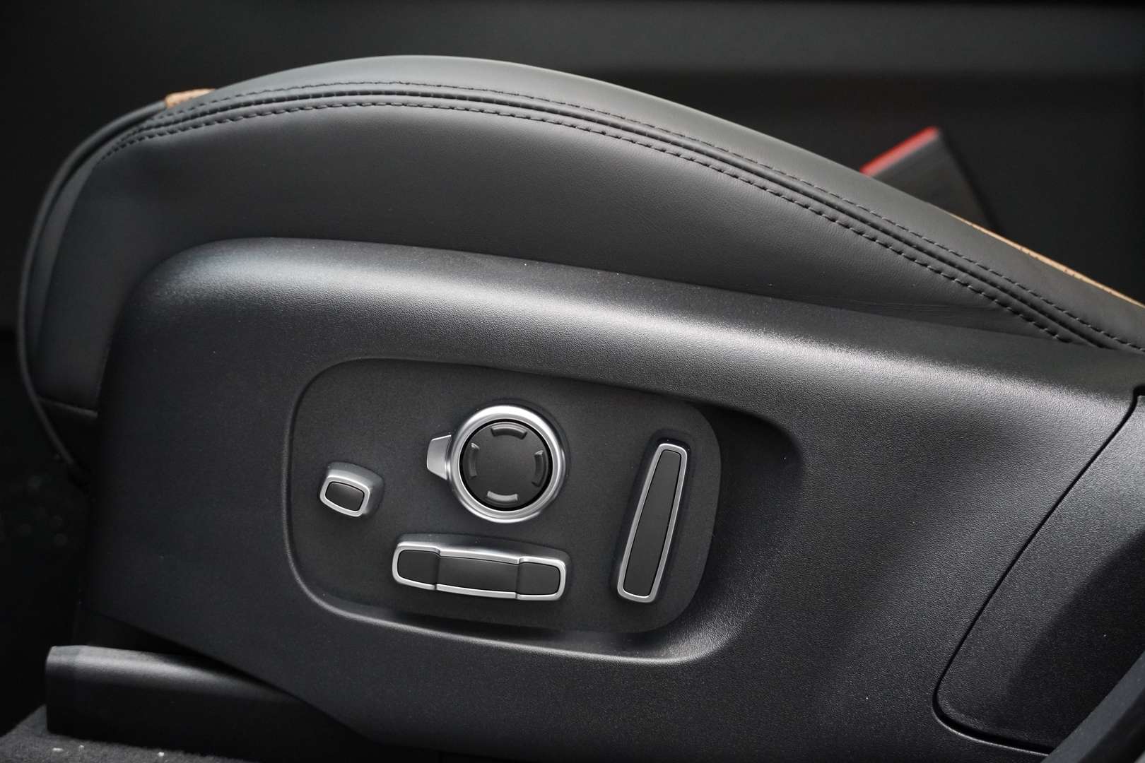 Land Rover Range Rover Velar Dynamic HSE P400e - 2025 - Joinsteer - #14