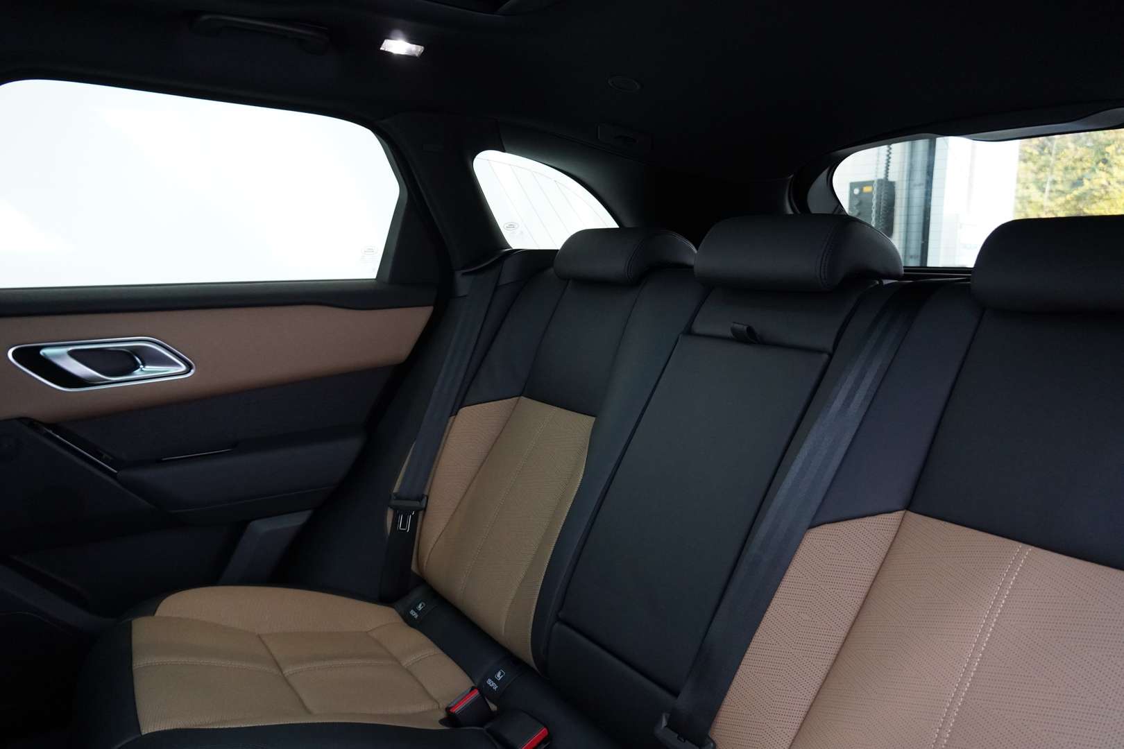 Land Rover Range Rover Velar Dynamic HSE P400e - 2025 - Joinsteer - #17