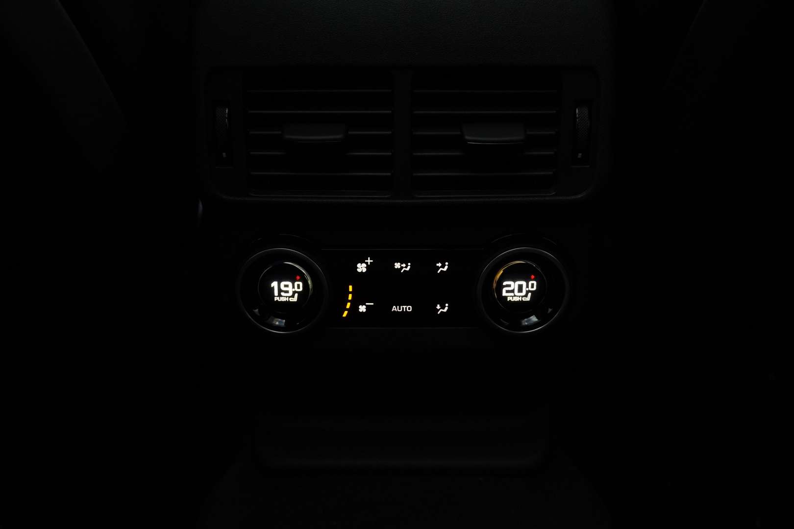 Land Rover Range Rover Velar Dynamic HSE P400e - 2025 - Joinsteer - #18