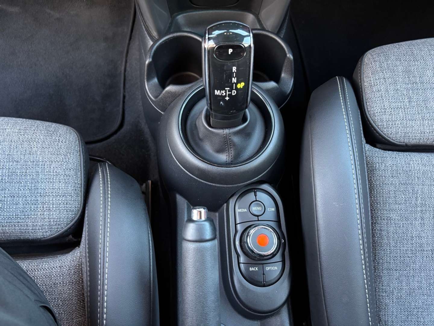 Mini Cabrio Cooper - 2020 - Joinsteer - #21