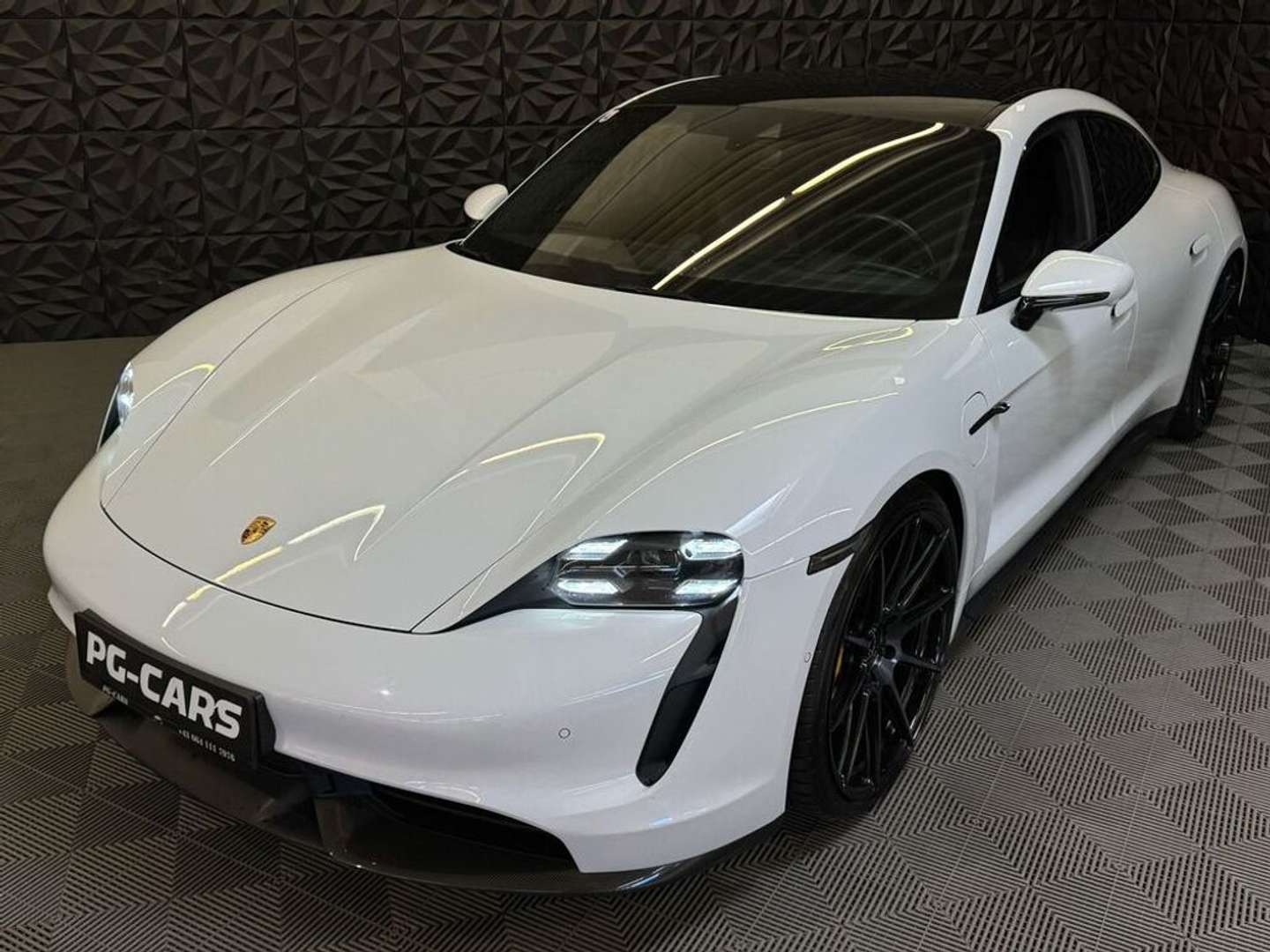 Porsche Taycan Turbo S - 2020 - Joinsteer - #1