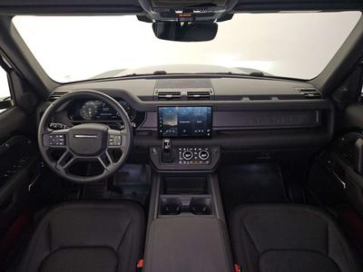 Land Rover Defender X-Dynamic SE 3.0D I6 -  - Joinsteer - #3