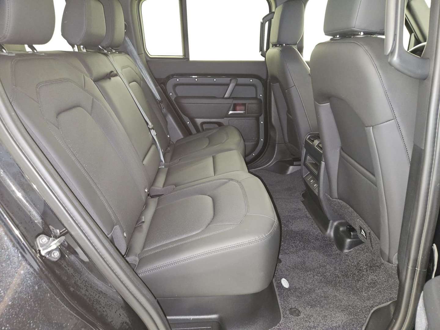 Land Rover Defender X-Dynamic SE 3.0D I6 - 2024 - Joinsteer - #5