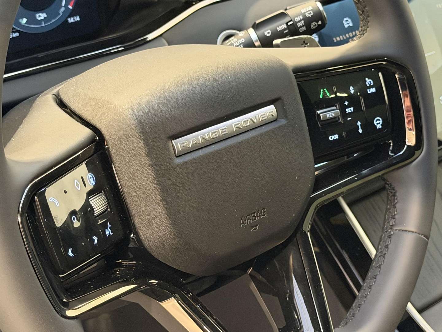 Land Rover Range Rover Evoque Dynamic SE P270e - 2025 - Joinsteer - #9