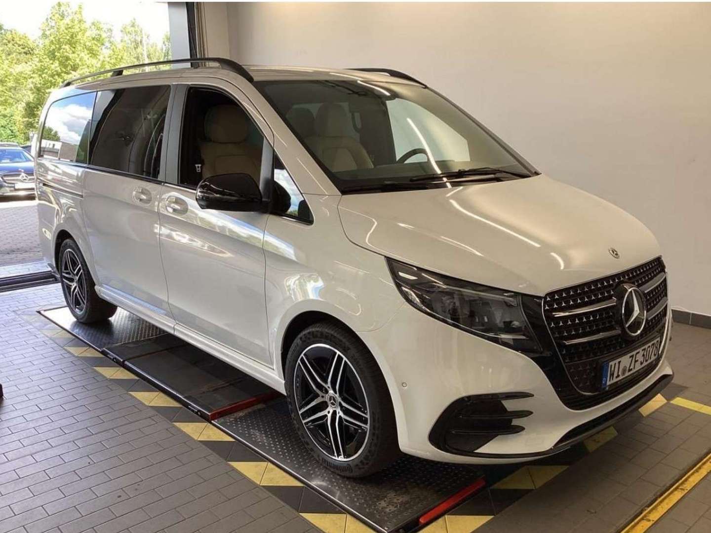 Mercedes Classe V AMG V 300 D - 2024 - Joinsteer - #5