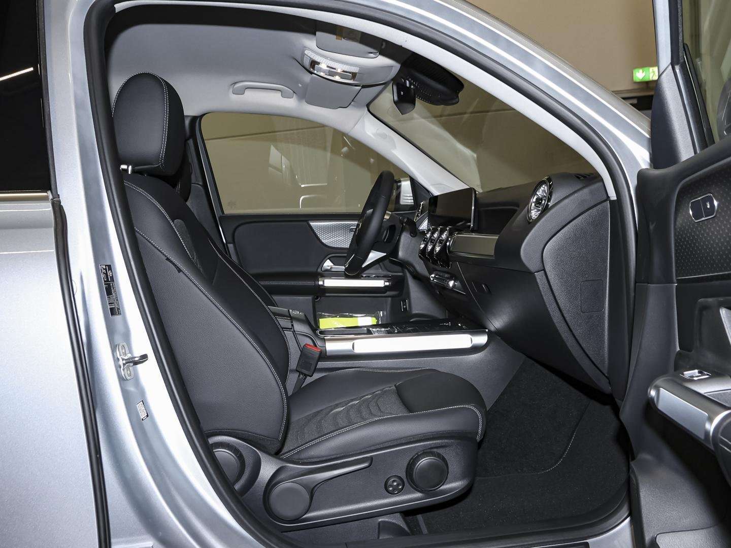 Mercedes GLB Progressive 200 - 2025 - Joinsteer - #5