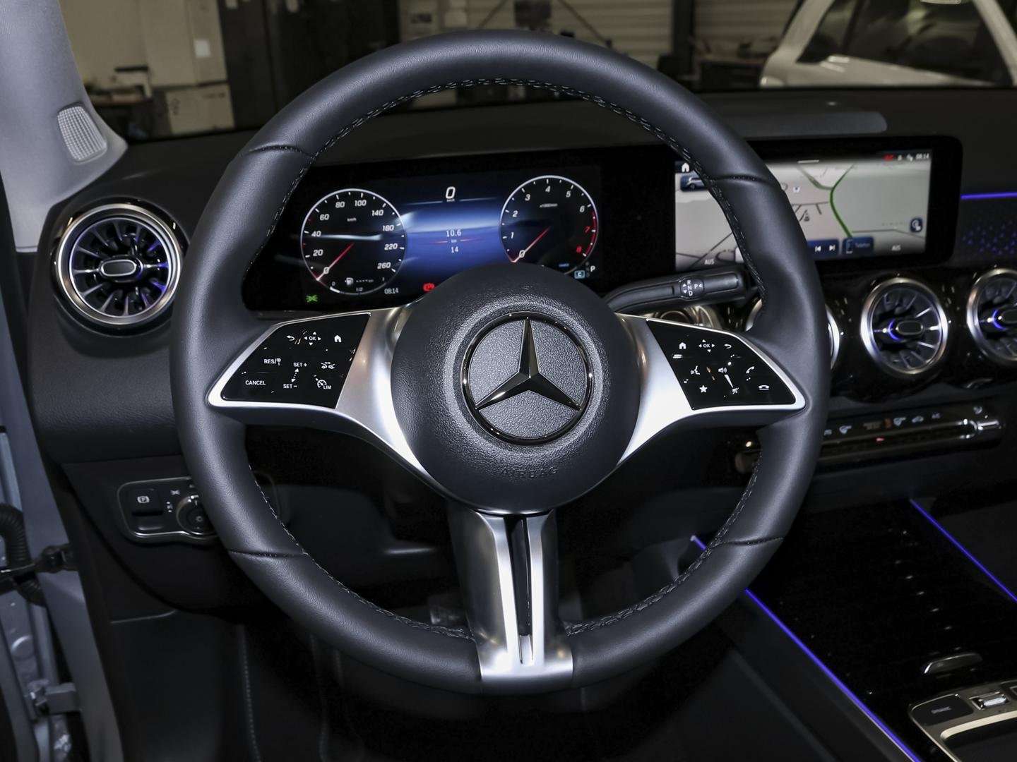 Mercedes GLB Progressive 200 - 2025 - Joinsteer - #12