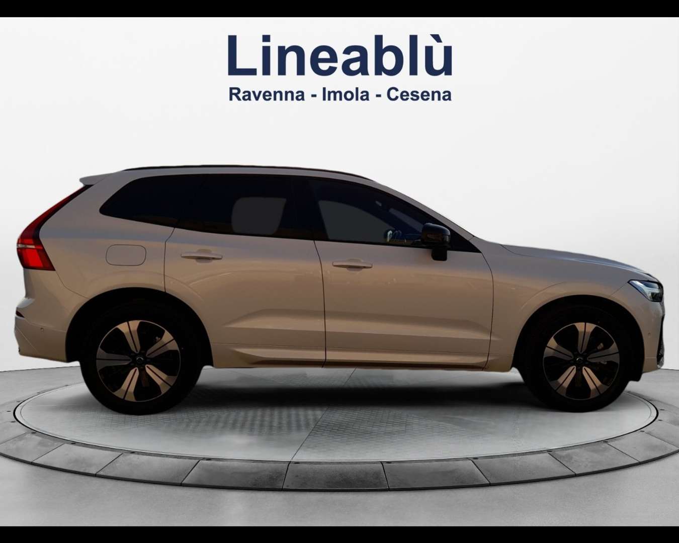 Volvo XC60 PLUS T6 PLUG-IN HYBRID - 2025 - Joinsteer - #6