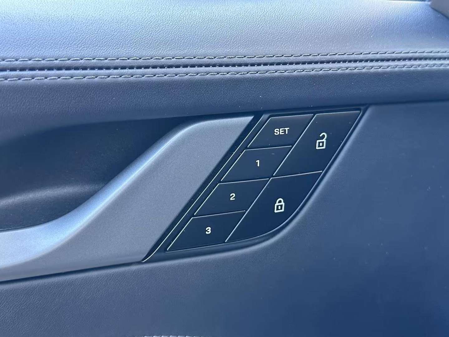 Porsche Cabriolet Carrera 4S - 2023 - Joinsteer - #5