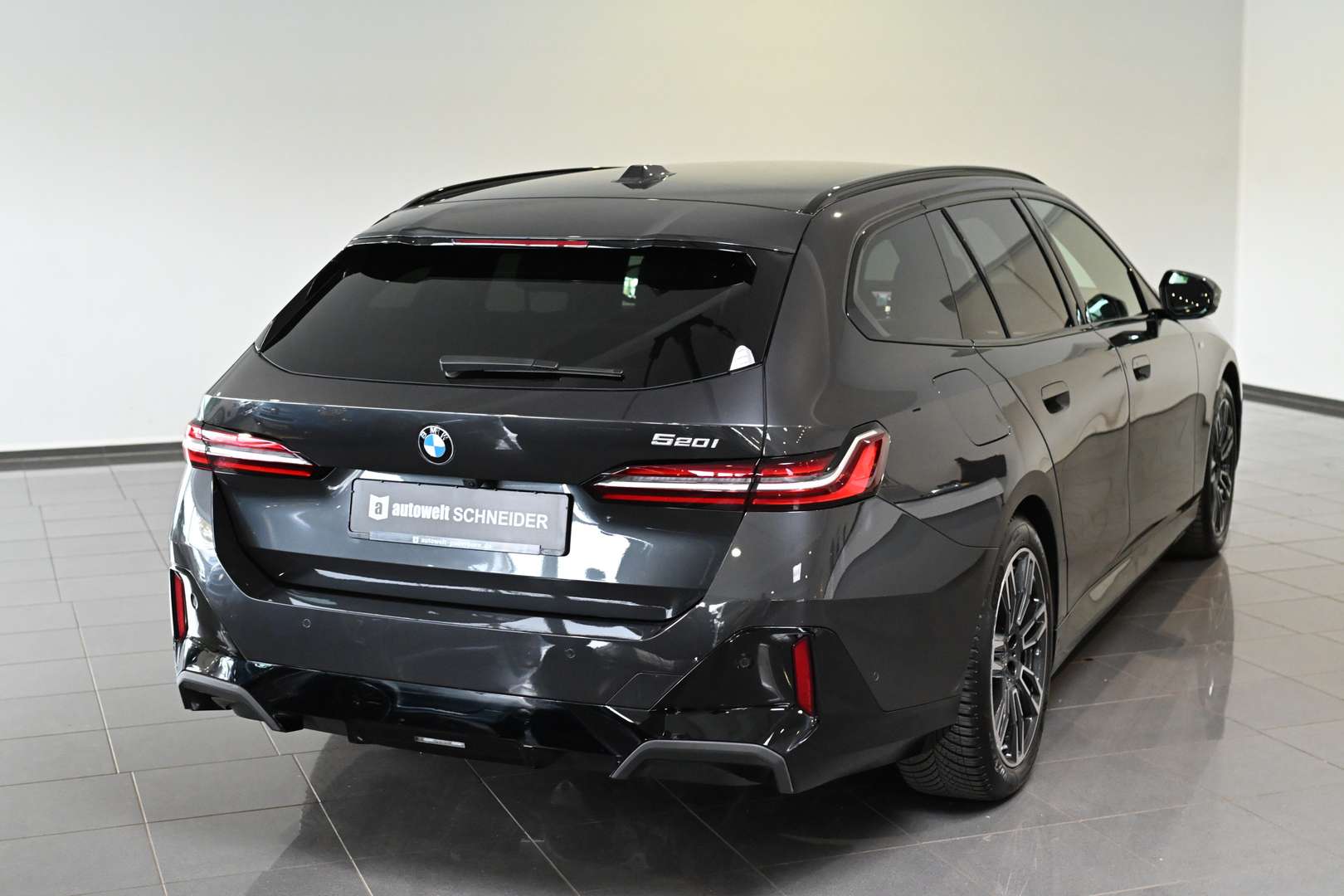 BMW Série 5 M Sport - 2025 - Joinsteer - #2