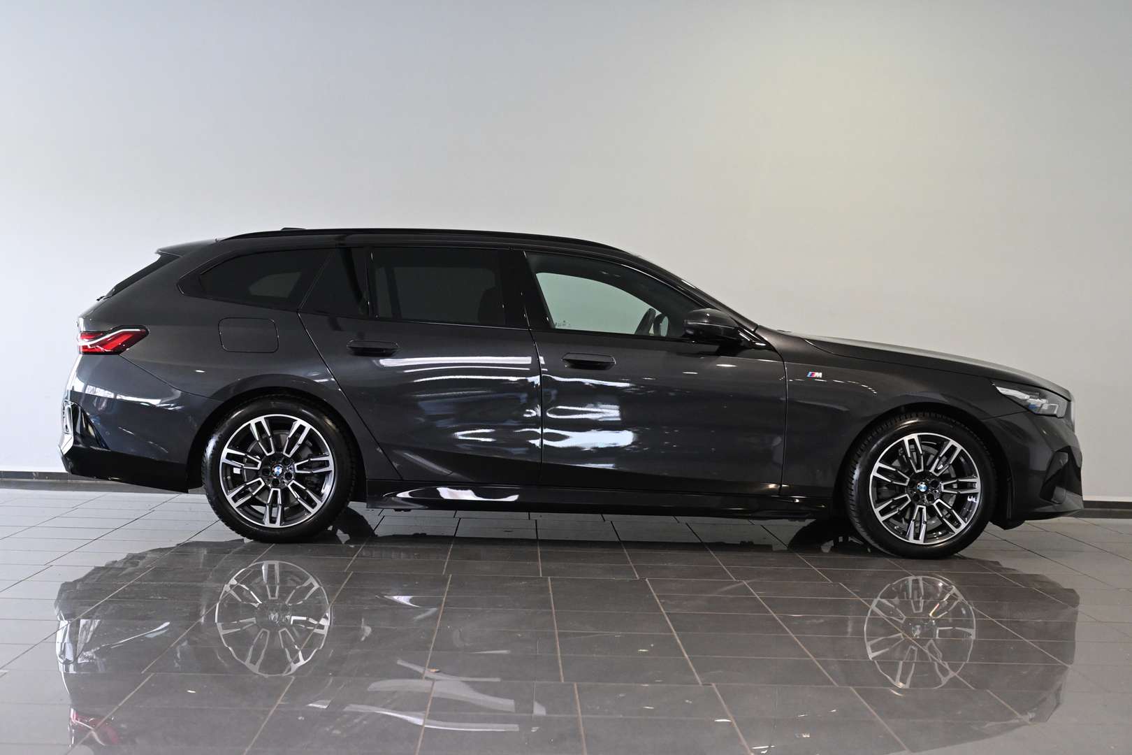 BMW Série 5 M Sport - 2025 - Joinsteer - #4