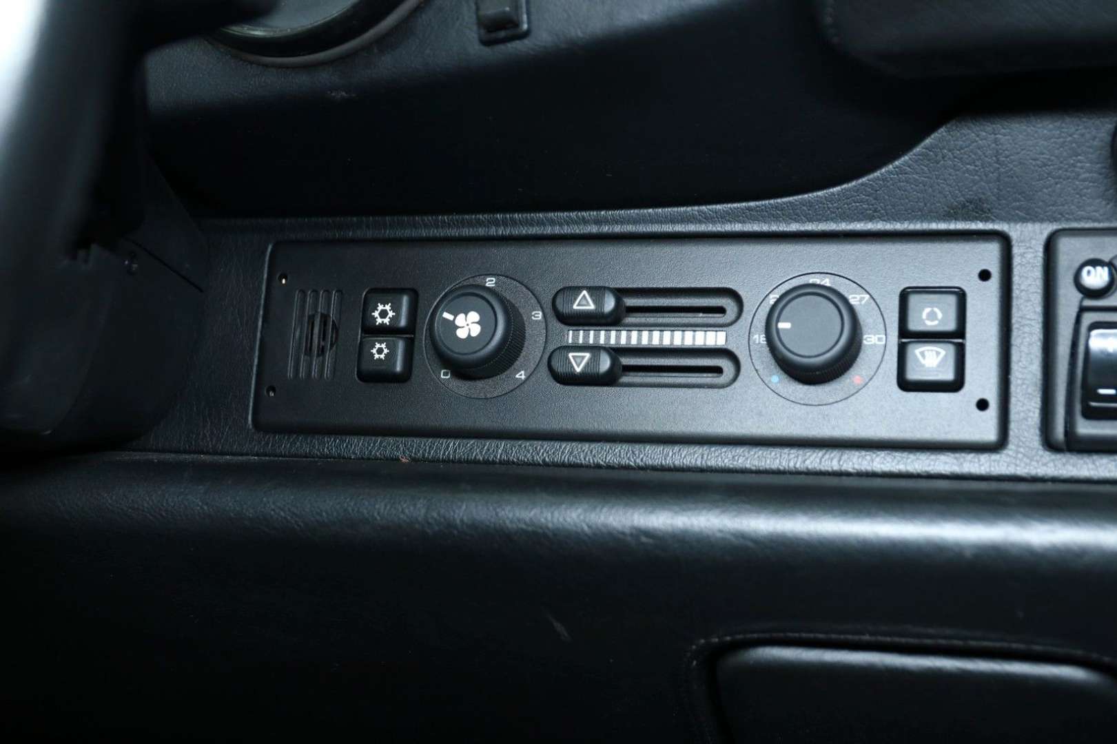 Porsche 930 CARRERA 4S - 1996 - Joinsteer - #21