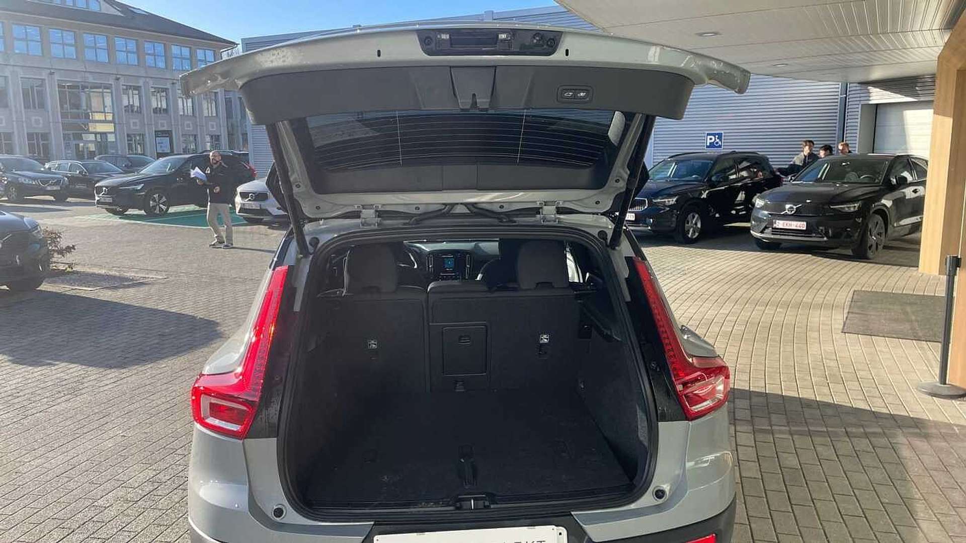 Volvo XC40 Plus Single Motor Extended Range - 2025 - Joinsteer - #11