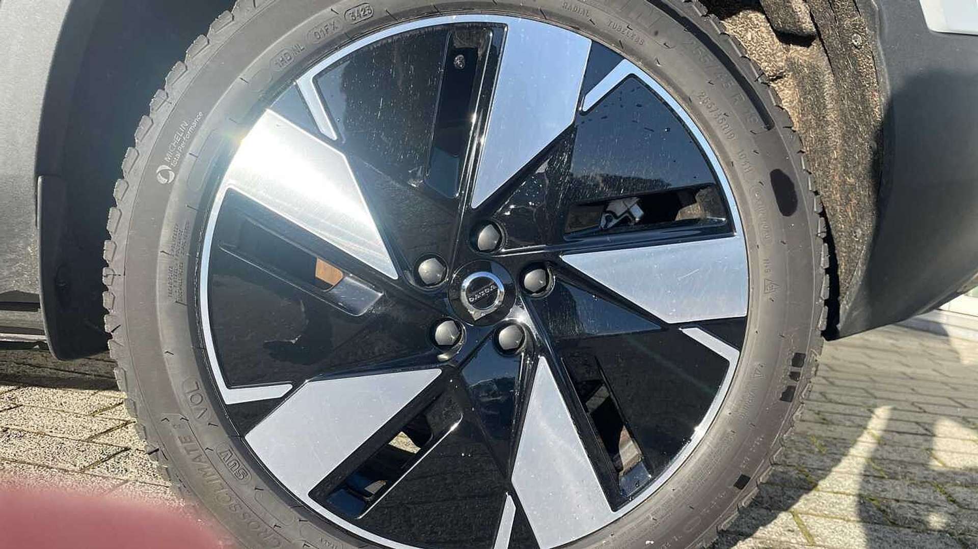 Volvo XC40 Plus Single Motor Extended Range - 2025 - Joinsteer - #15