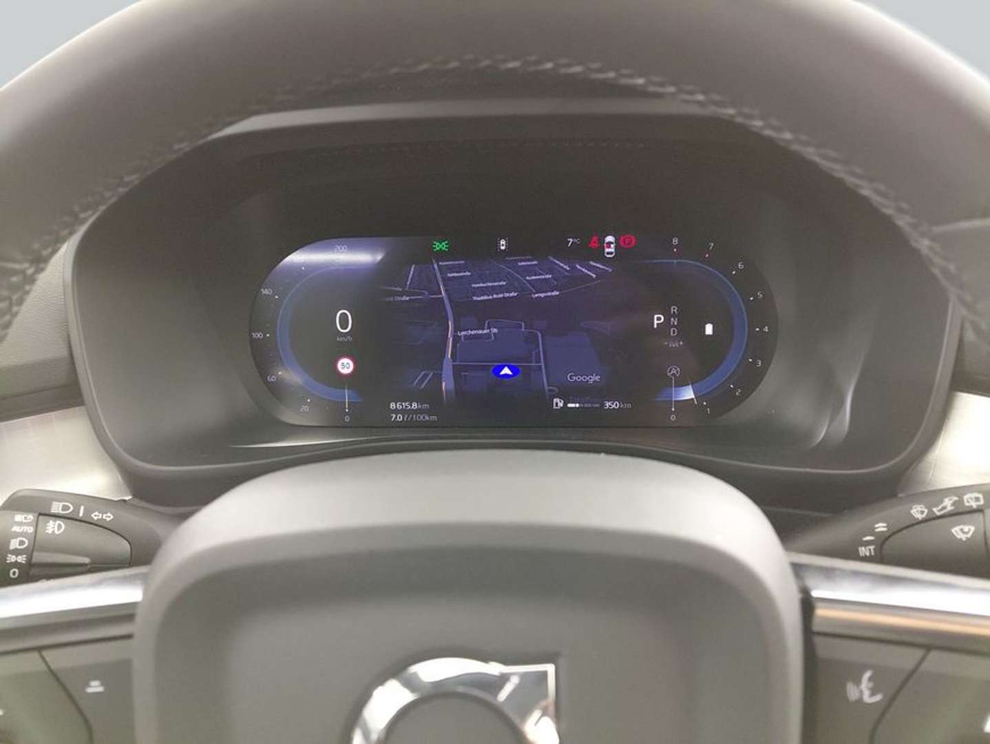 Volvo XC40 Core B3 - 2024 - Joinsteer - #13