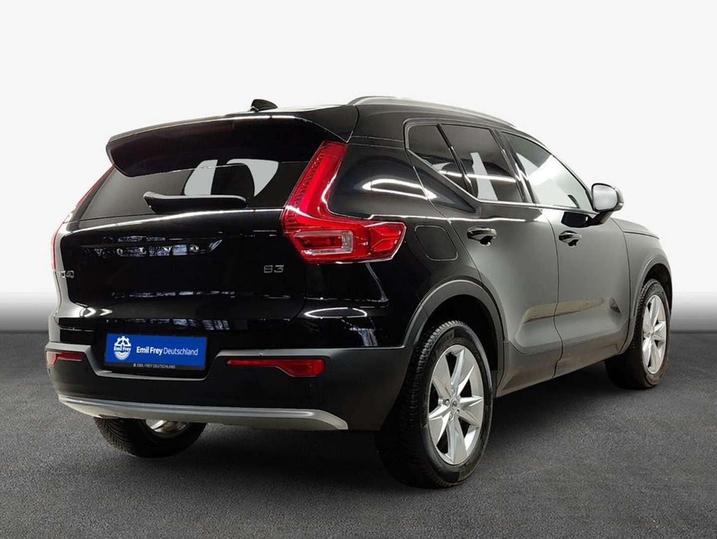 Volvo XC40 Core B3 - 2024 - Joinsteer - #2