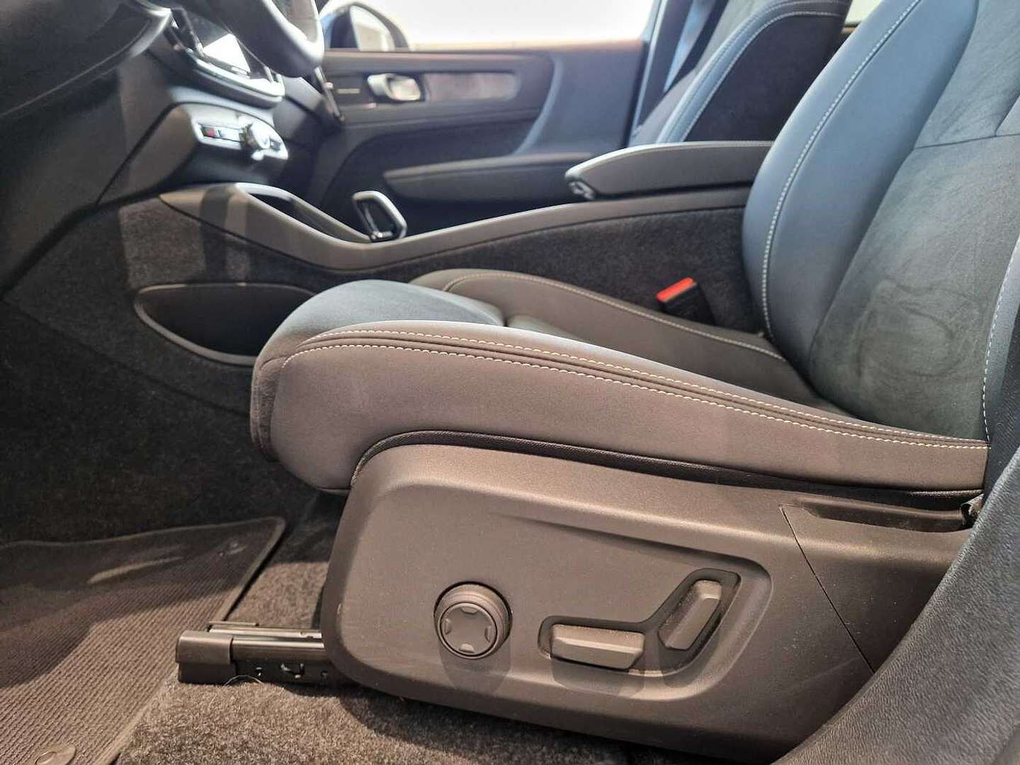 Volvo C40 Ultimate Recharge - 2025 - Joinsteer - #11