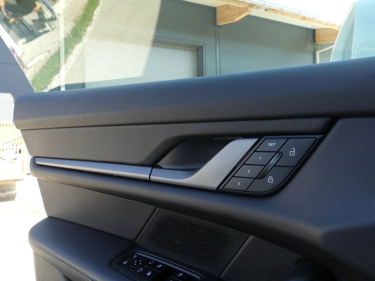 Porsche Taycan J1 II 4 Cross Turismo - 2024 - Joinsteer - #23