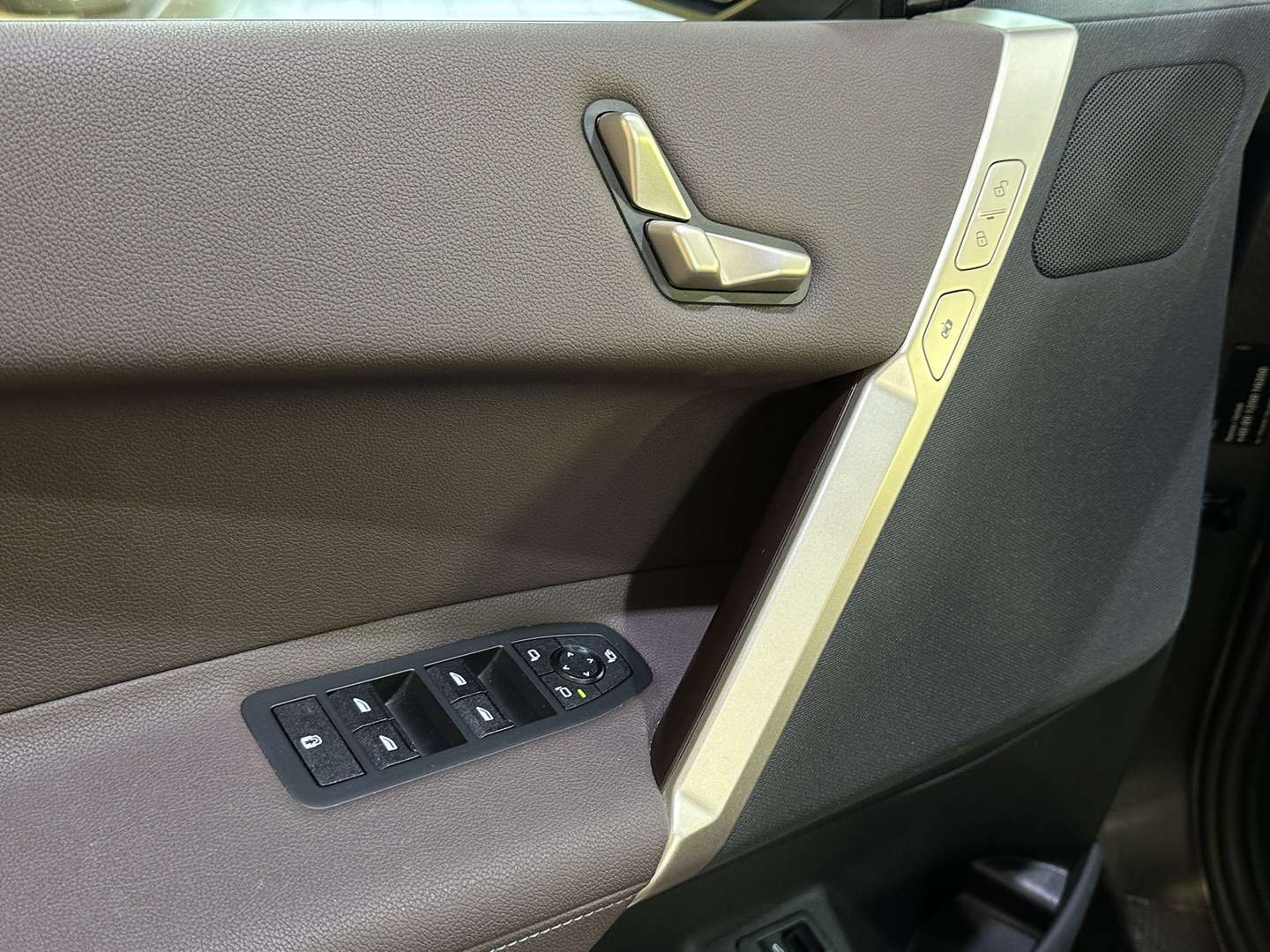 BMW IX 40 XDrive - 2023 - Joinsteer - #11