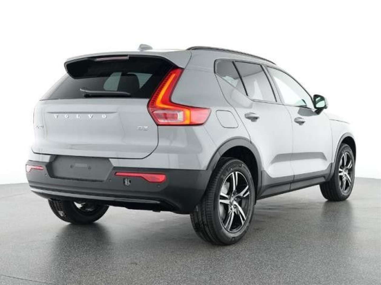 Volvo XC40 Plus B3 - 2025 - Joinsteer - #3
