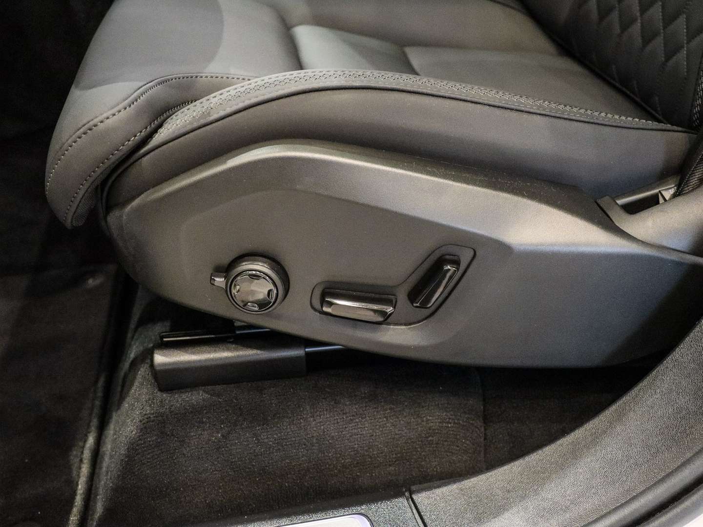 Volvo XC90 AWD T8 - 2025 - Joinsteer - #13