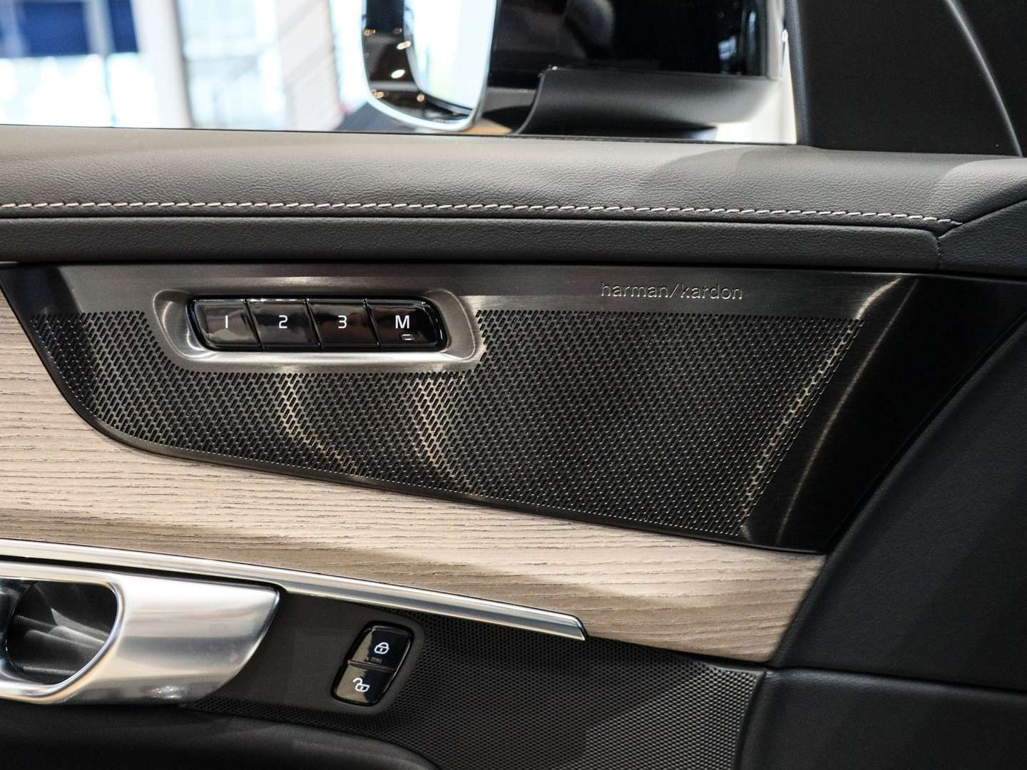 Volvo XC90 AWD T8 - 2025 - Joinsteer - #14