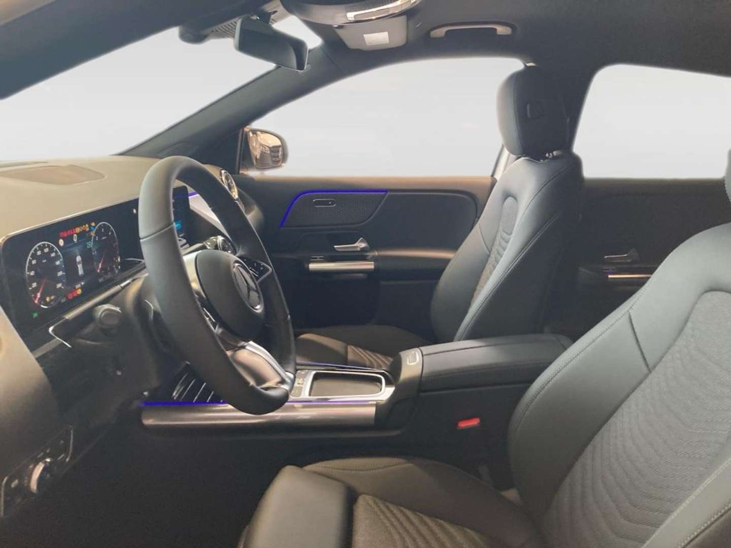 Mercedes GLA Progressive Line 200 D - 2025 - Joinsteer - #10