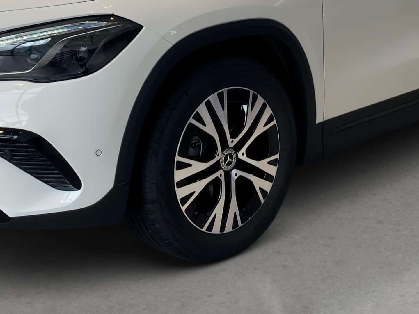 Mercedes GLA Progressive Line 200 D - 2025 - Joinsteer - #16