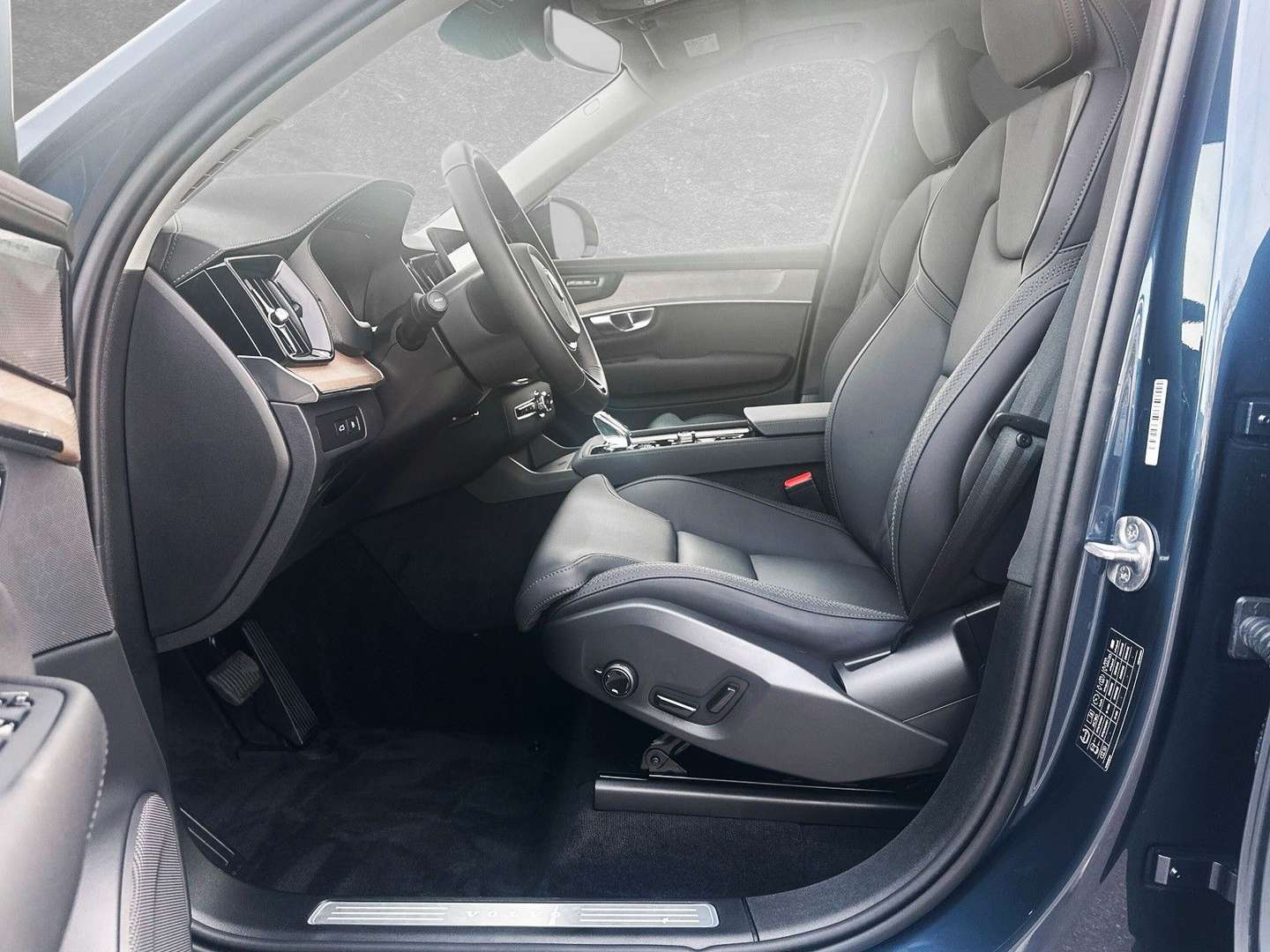Volvo XC90 Plus T8 - 2025 - Joinsteer - #2