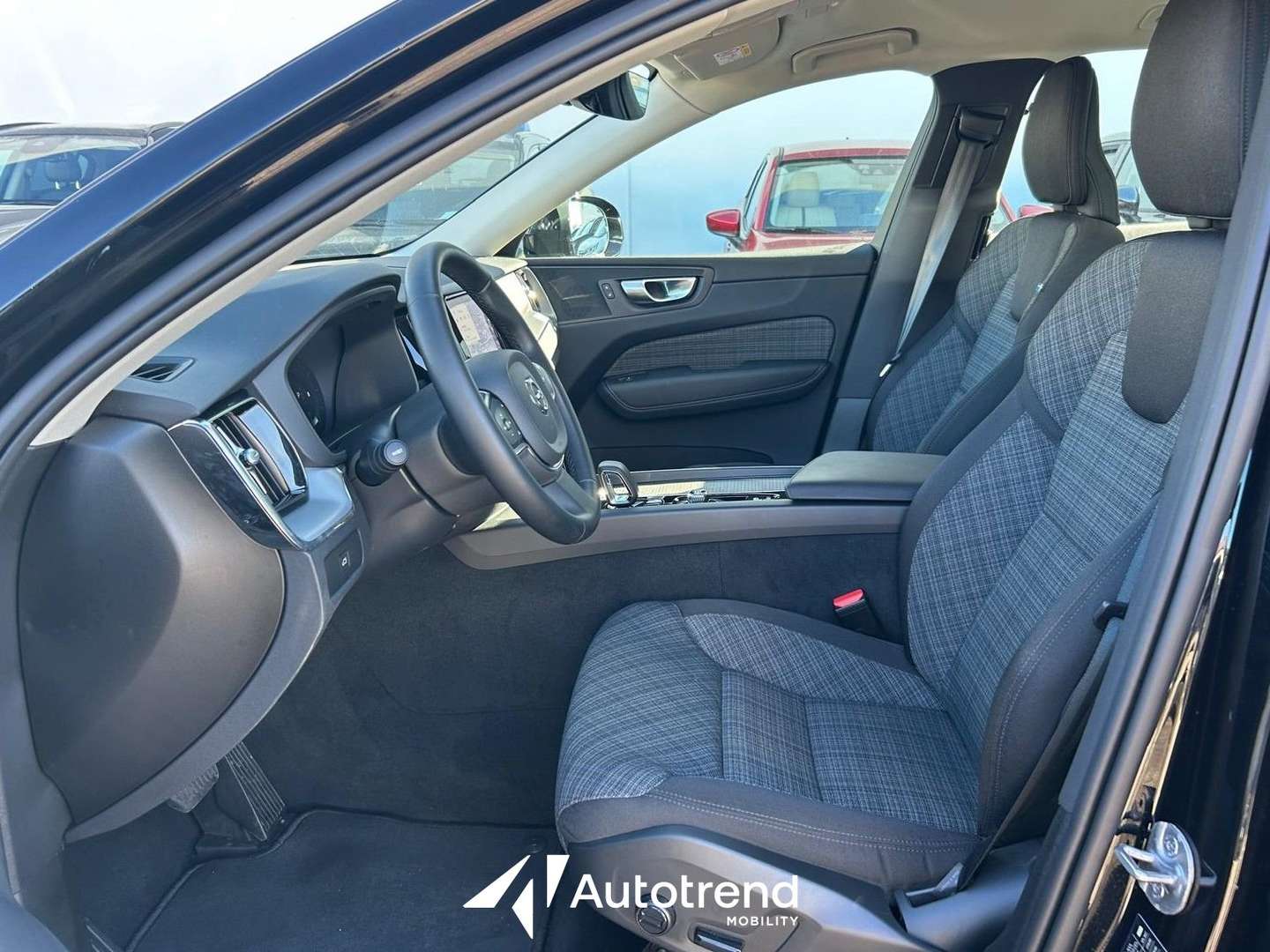 Volvo XC60 Core B4 - 2024 - Joinsteer - #5