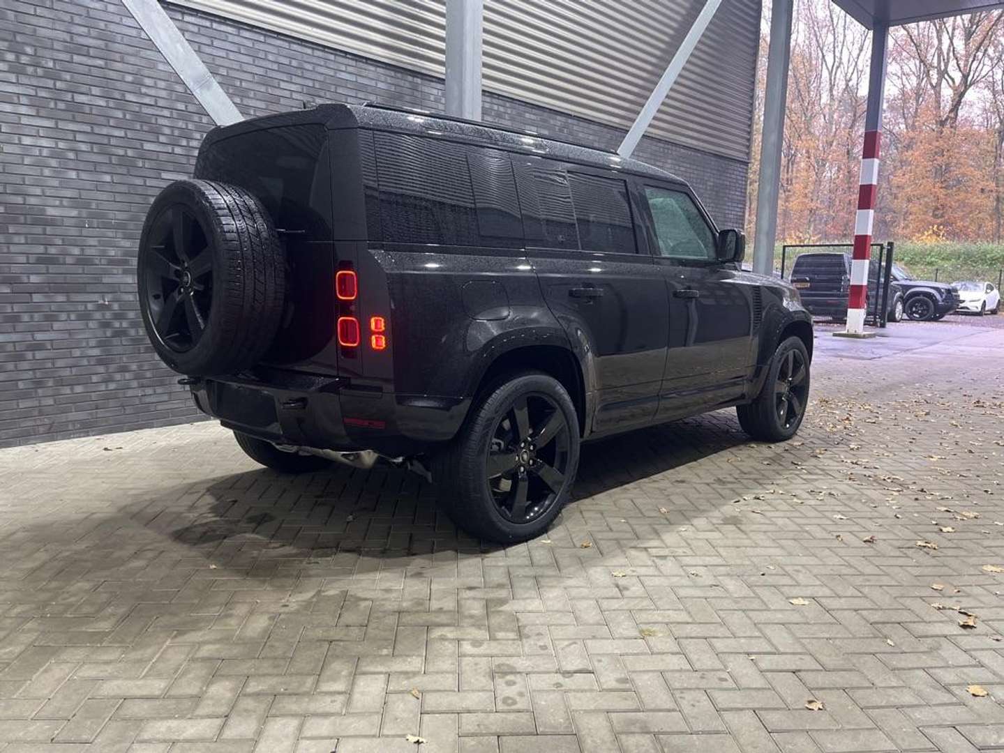 Land Rover Defender X-Dynamic HSE P300e - 2025 - Joinsteer - #1