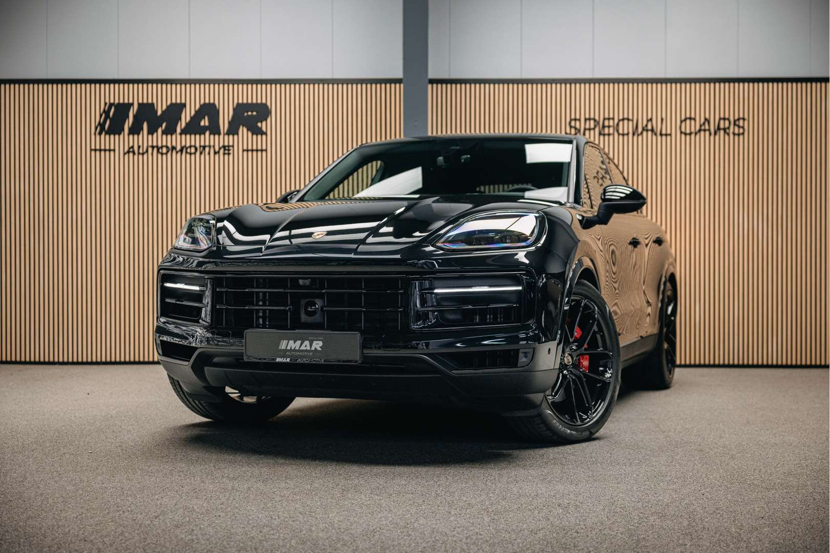 Porsche Cayenne Coupé Black Edition 3.0 E-Hybrid - 2025 - Joinsteer - #1