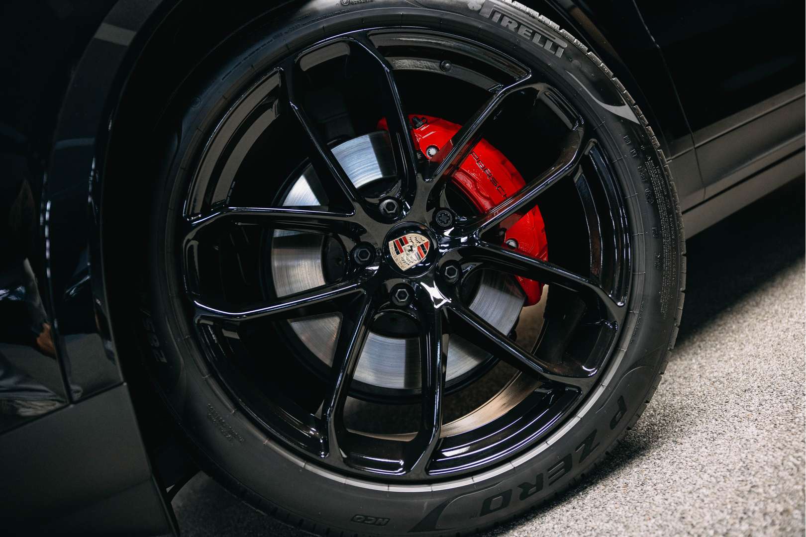 Porsche Cayenne Coupé Black Edition 3.0 E-Hybrid - 2025 - Joinsteer - #3