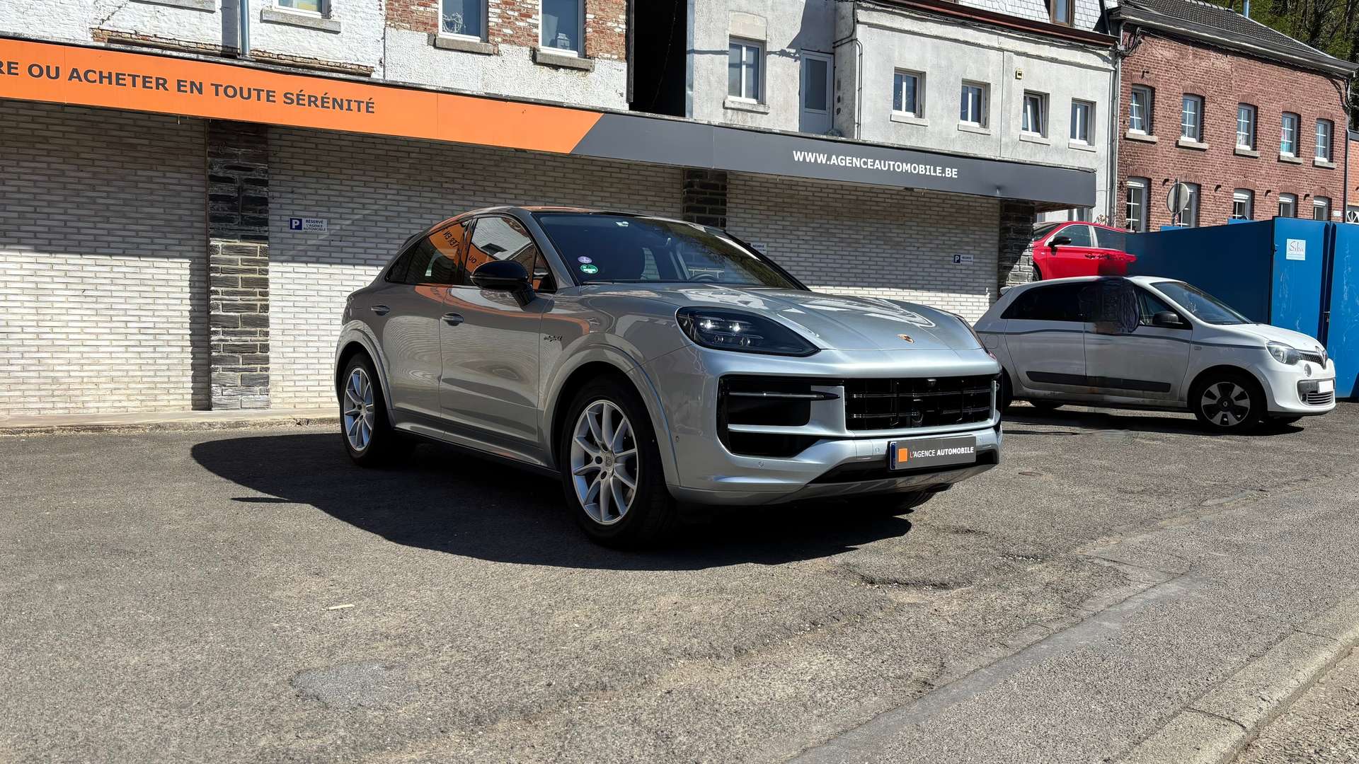 Porsche Cayenne Coupé 3.0T V6 E-Hybrid PHEV - 2024 - Joinsteer - #3