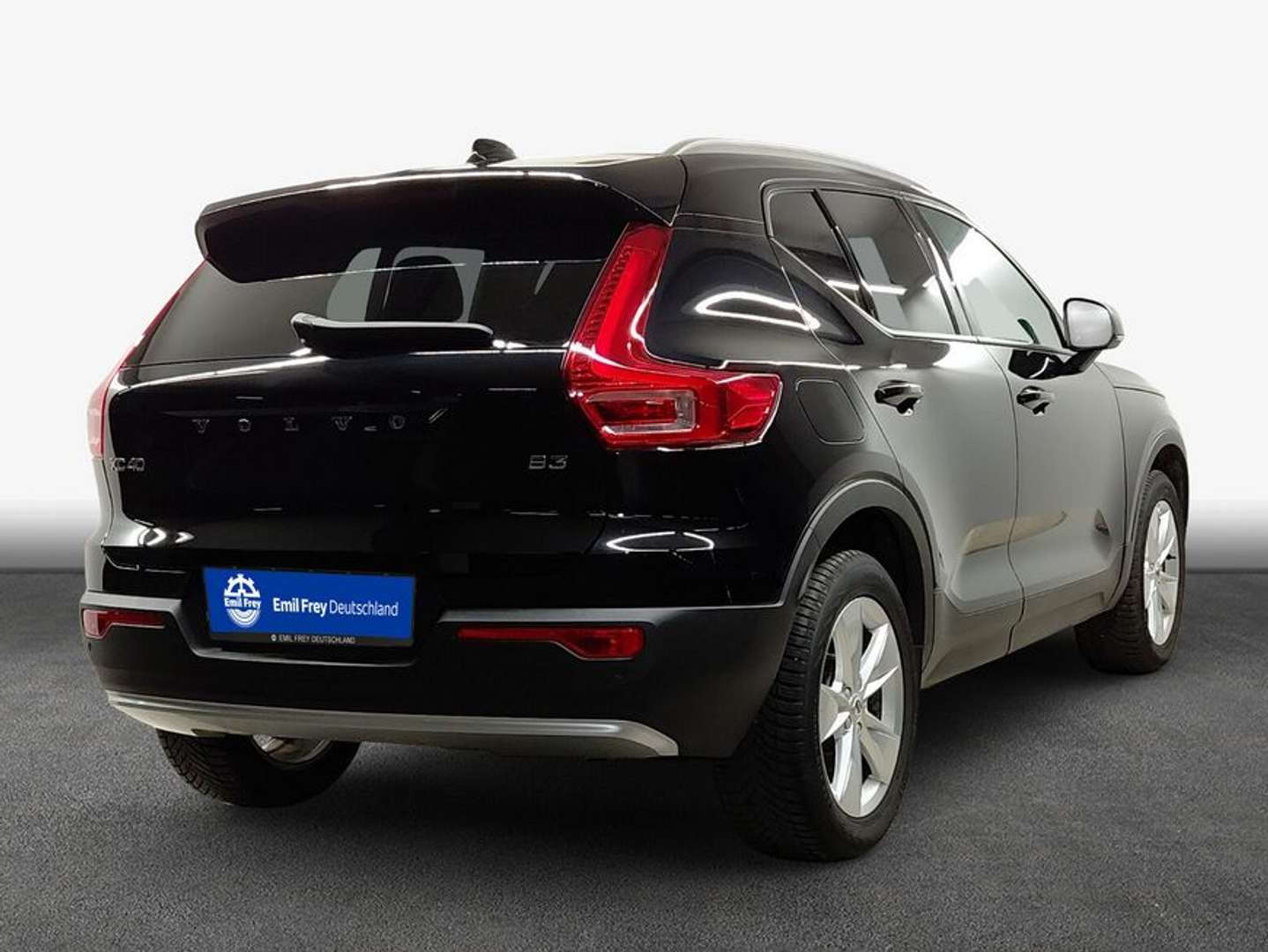 Volvo XC40 Core B3 - 2024 - Joinsteer - #2