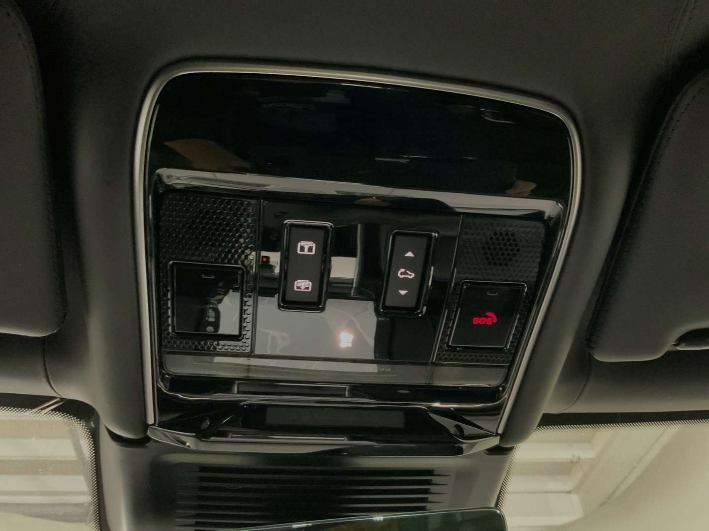 Land Rover Range Rover Autobiography P550e - 2025 - Joinsteer - #23