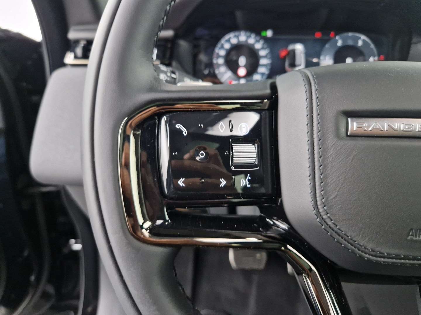 Land Rover Range Rover Velar Dynamic D200 - 2025 - Joinsteer - #31