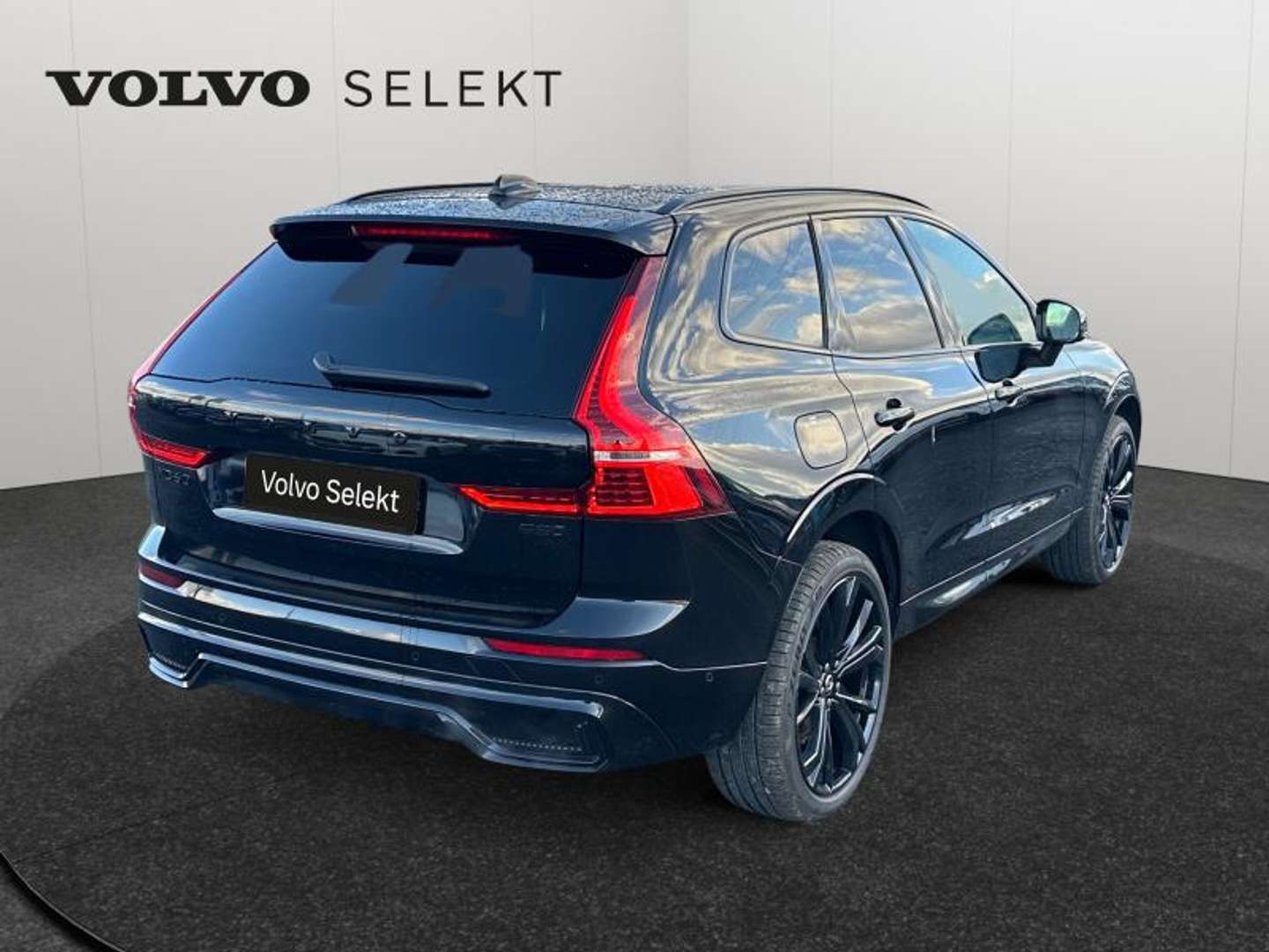 Volvo XC60 Ultra Black Edition B5 - 2025 - Joinsteer - #2