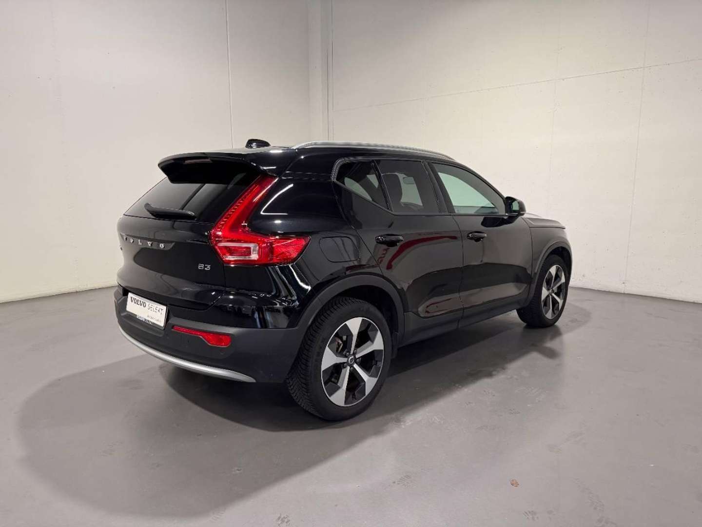 Volvo XC40 Core B3 - 2025 - Joinsteer - #2