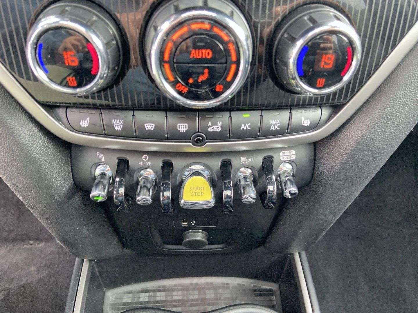 Mini Cooper SE ALL4 Hybrid - 2023 - Joinsteer - #25