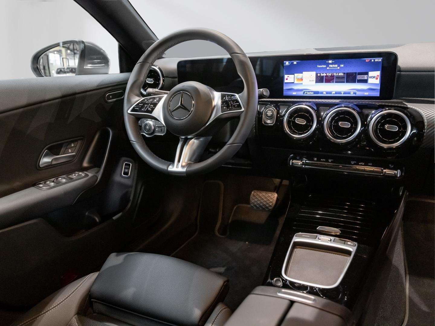 Mercedes CLA 180 - 2024 - Joinsteer - #4