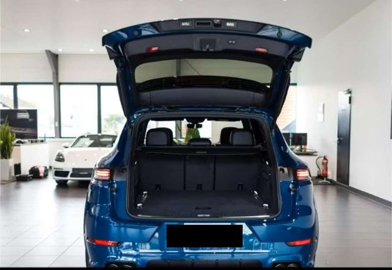 Porsche Cayenne E-Hybrid - 2024 - Joinsteer - #1