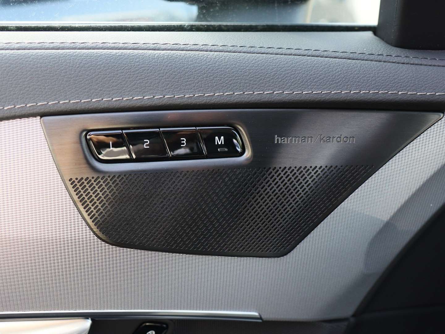 Volvo XC90 Plus T8 - 2024 - Joinsteer - #13