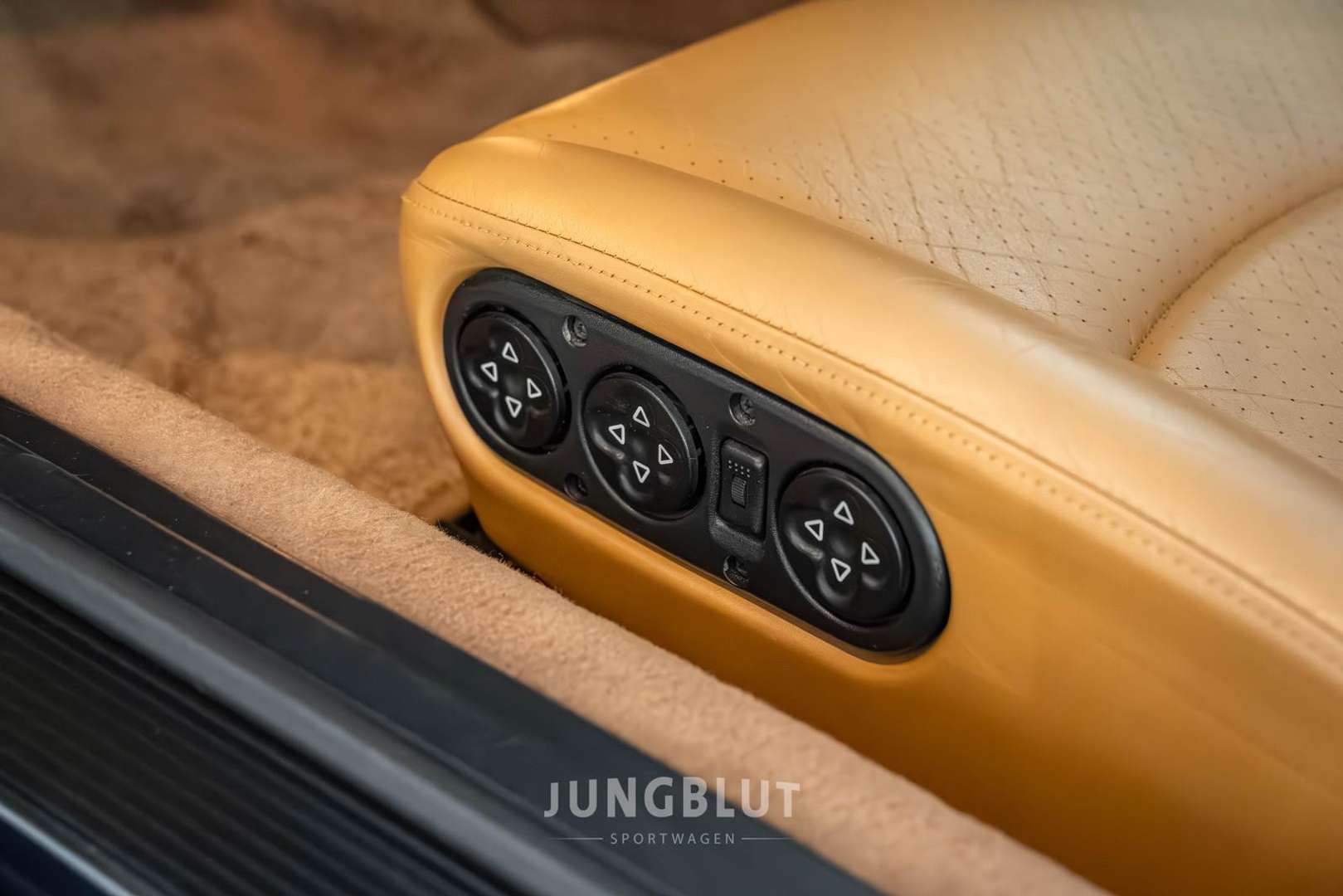 Porsche Cabriolet Carrera - 1994 - Joinsteer - #9