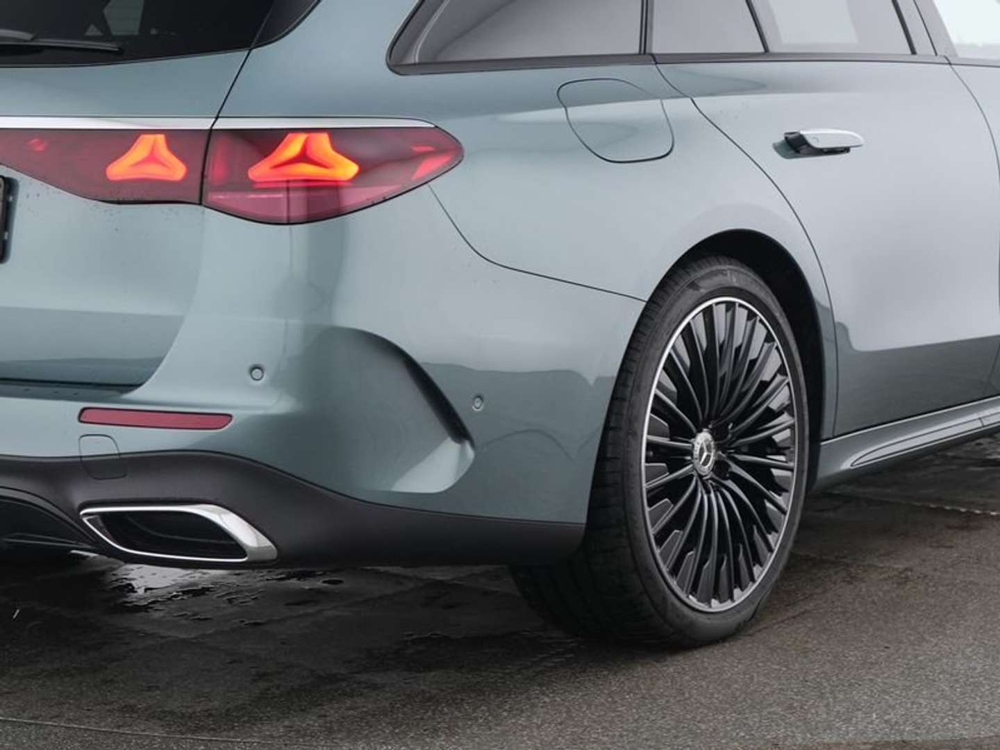 Mercedes Classe E AMG Night E 300 De - 2025 - Joinsteer - #3