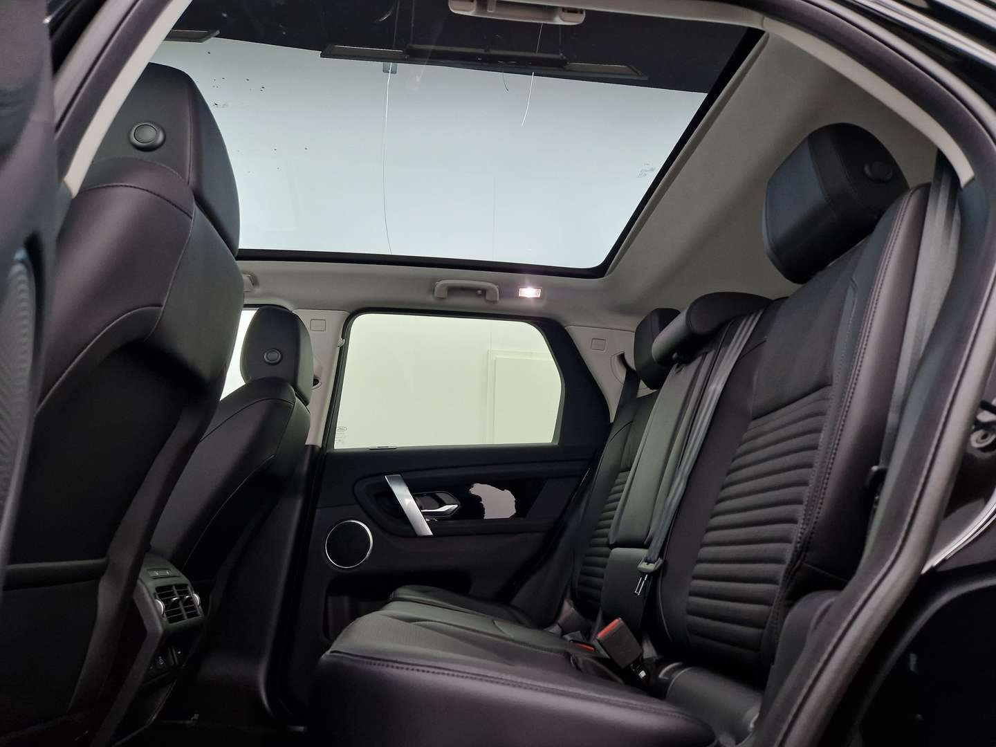 Land Rover Discovery Sport S D165 - 2025 - Joinsteer - #9