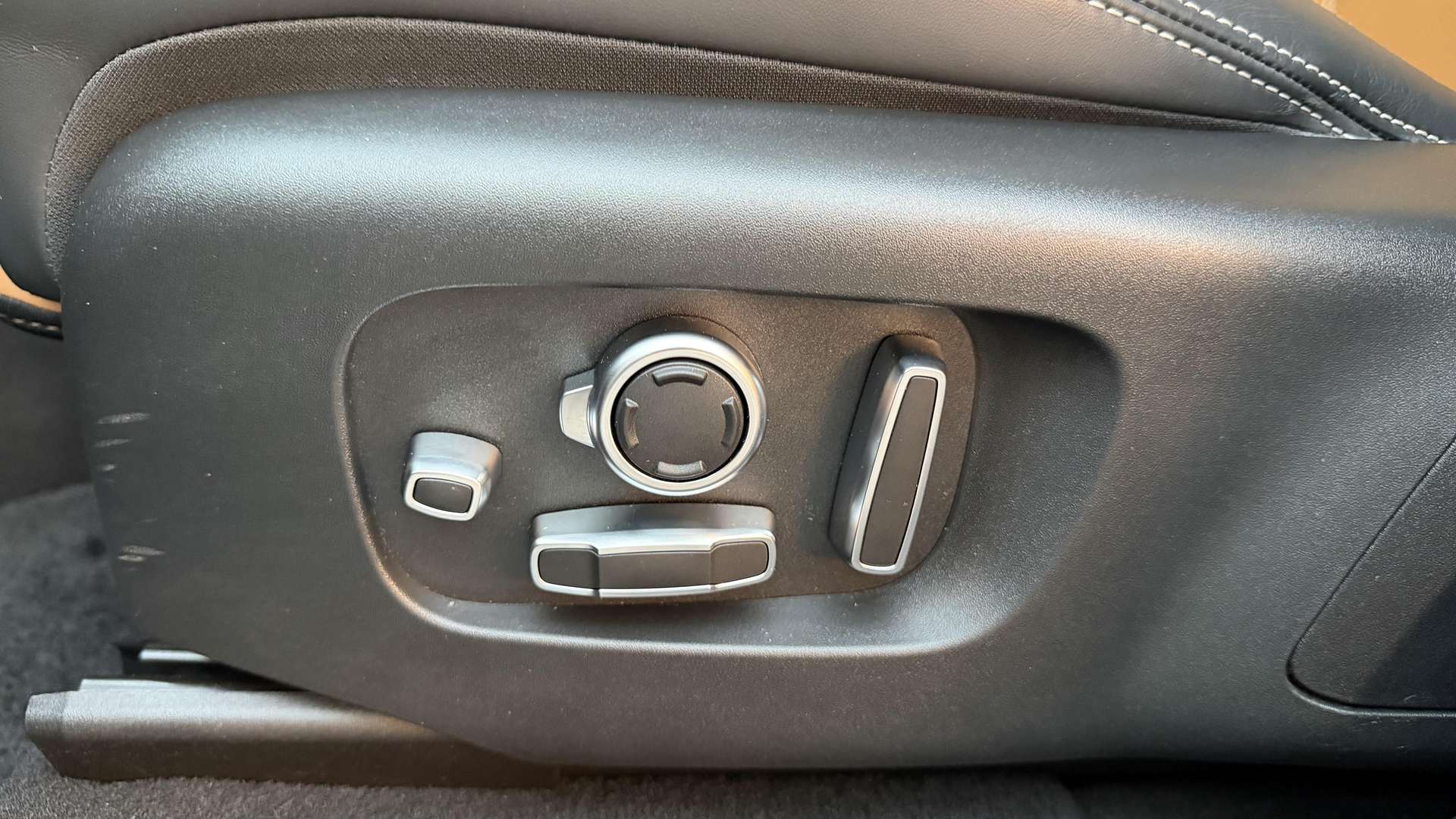 Land Rover Range Rover Velar S P400e - 2022 - Joinsteer - #23